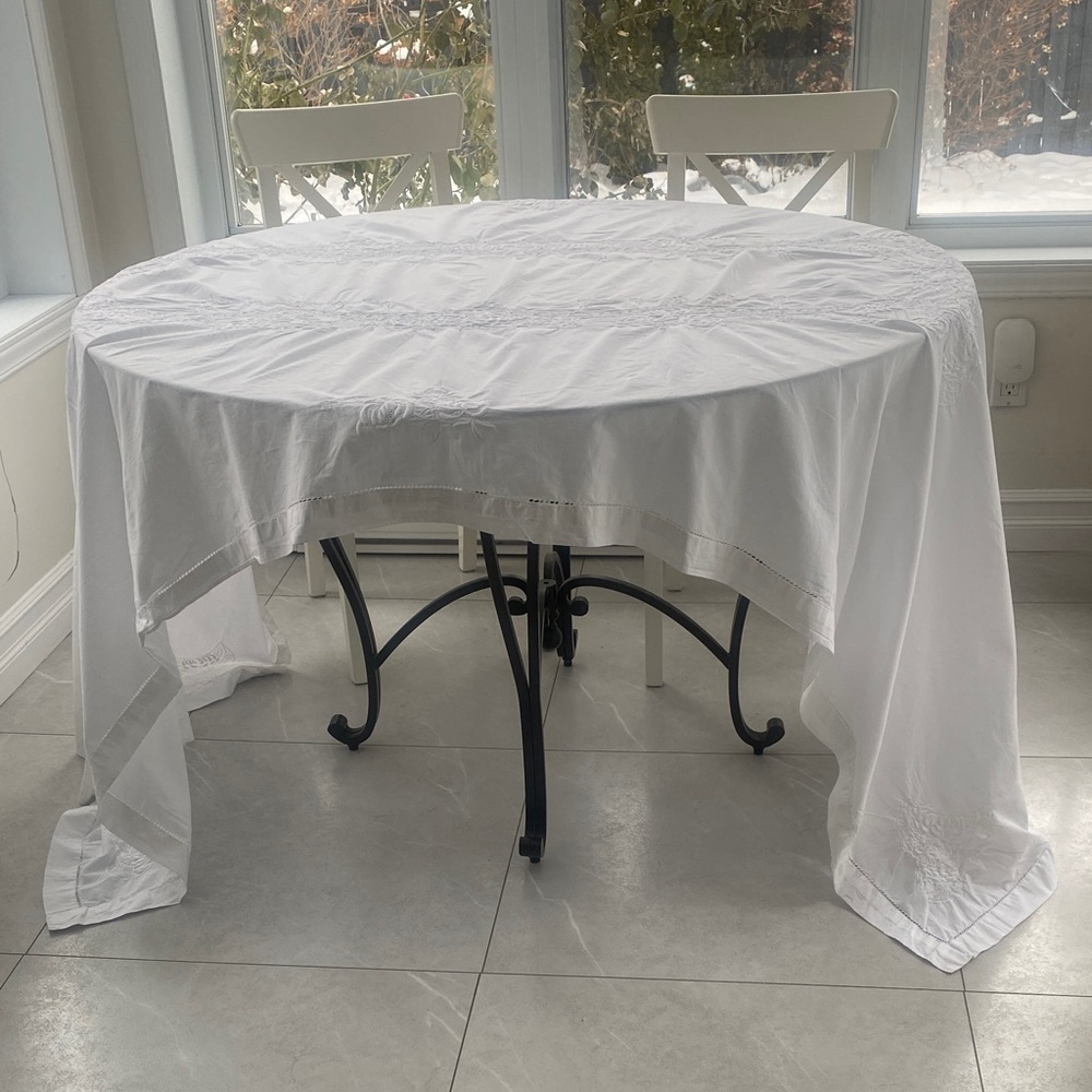 COTTON Very large white rectangular tablecloth with embroidery W:55” X L:108”